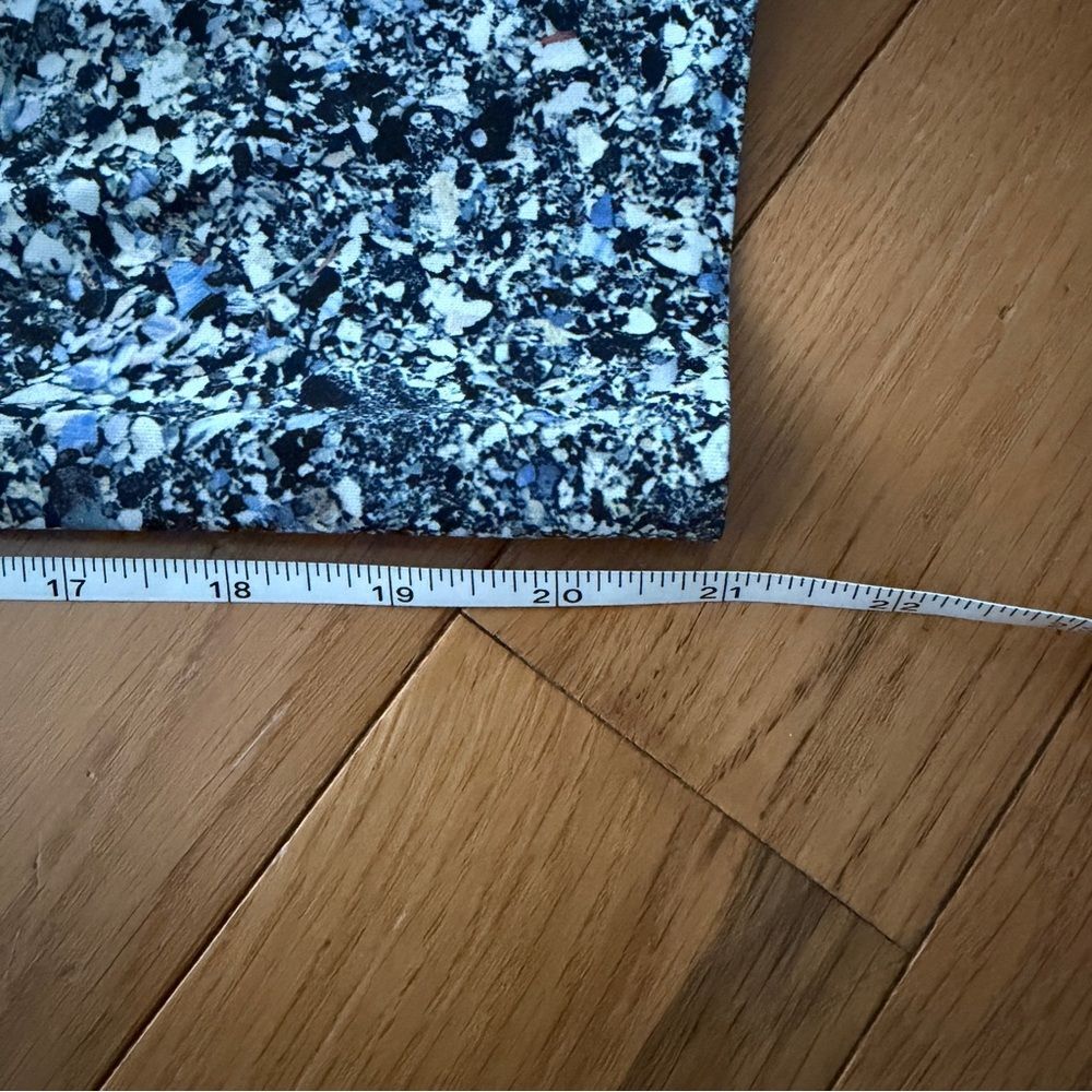 Lululemon Chase Me Crop SW Leggings Seawheeze Pattern Size 8 High Rise Cropped - Picture 9 of 11